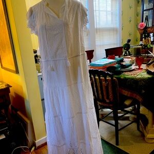 NWT J.McLaughlin White Lace Maxi Dress Size Large